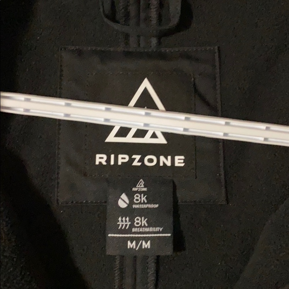 Jacket - Picture 3 of 4
